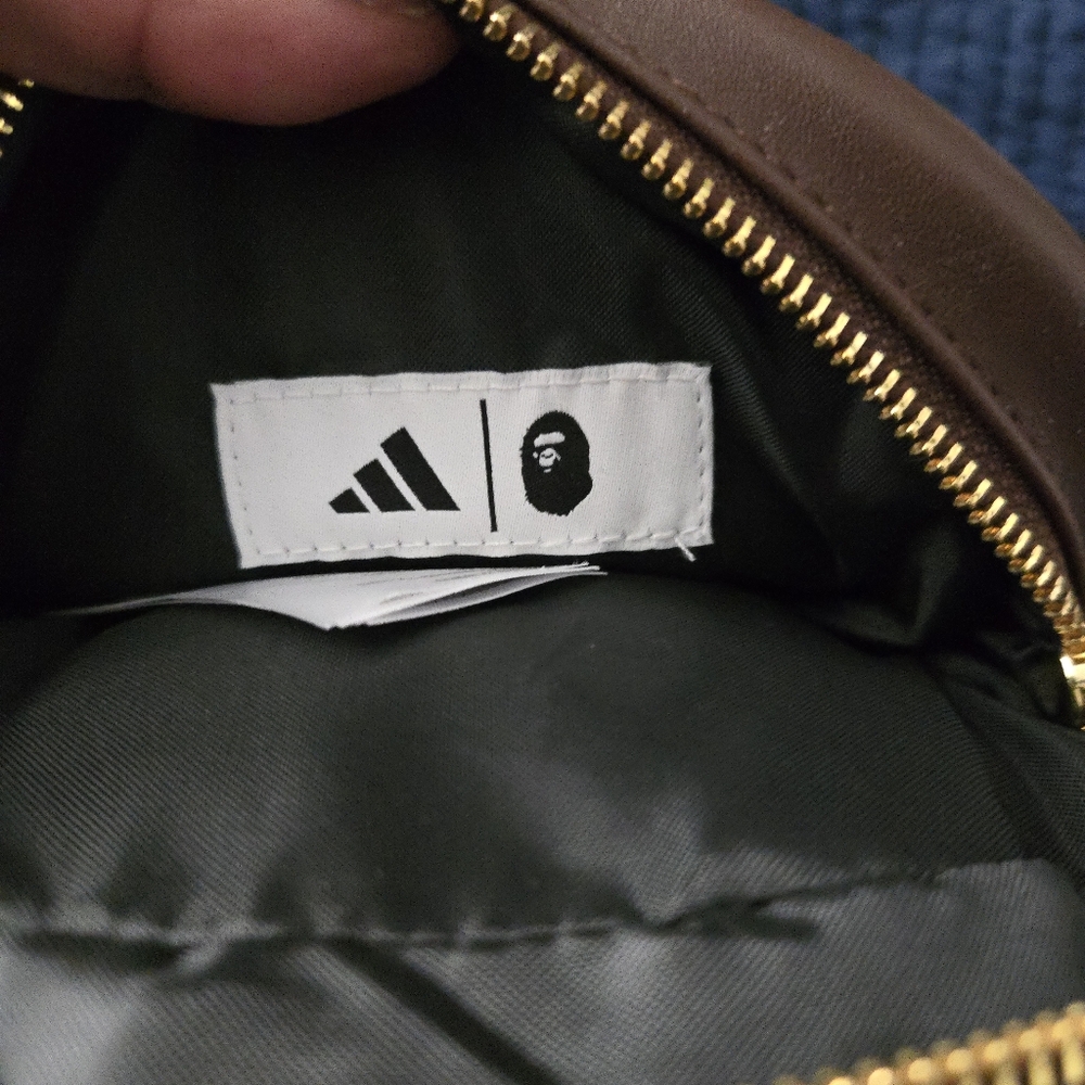 Adidas Bape Milo Bag One Size JZ7448 Auburn New With Tags 102025 - Picture 3 of 10